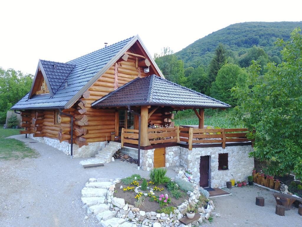 Villa Bear'S Log Selište Drežničko Exterior foto